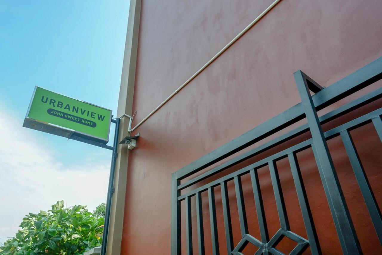 Urbanview Hotel Syariah John Sweet Home Tegal  Bagian luar foto